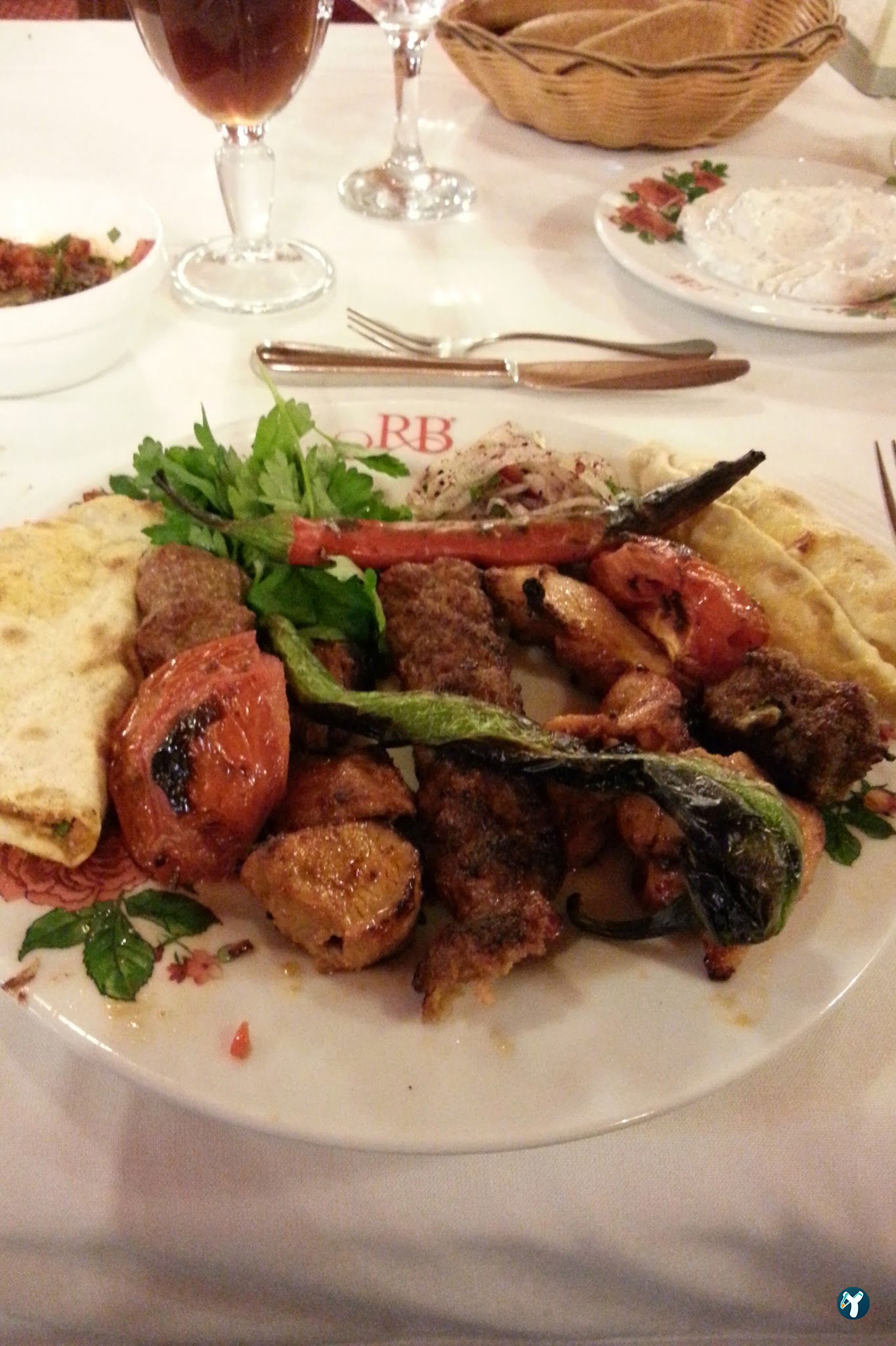 Ramazan Bi̇Ngöl Et Lokantası