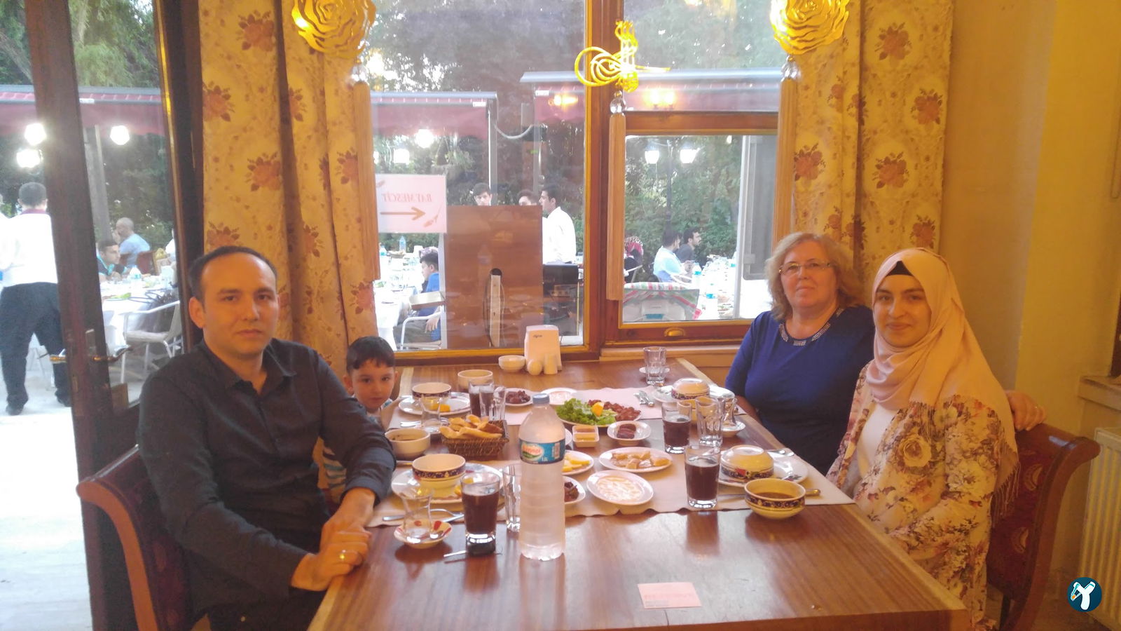 Ramazan Bi̇Ngöl Et Lokantası