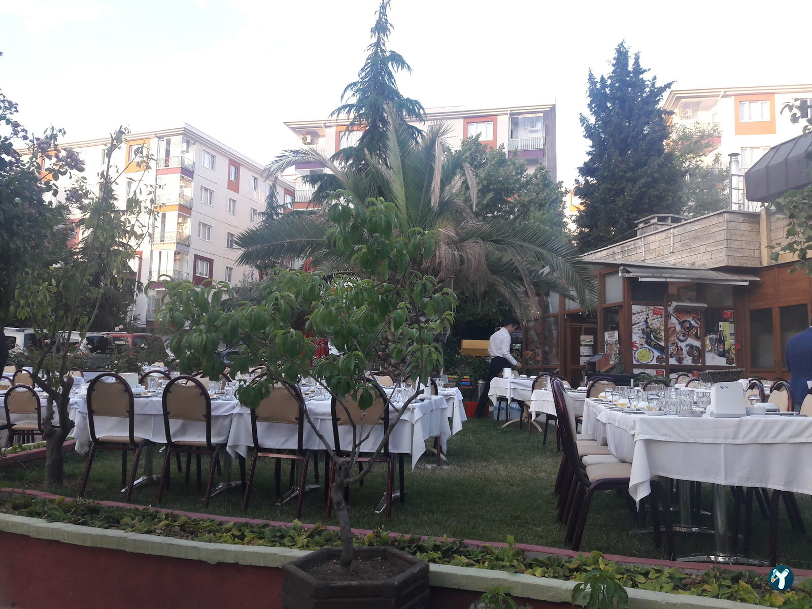 Ramazan Bi̇Ngöl Et Lokantası