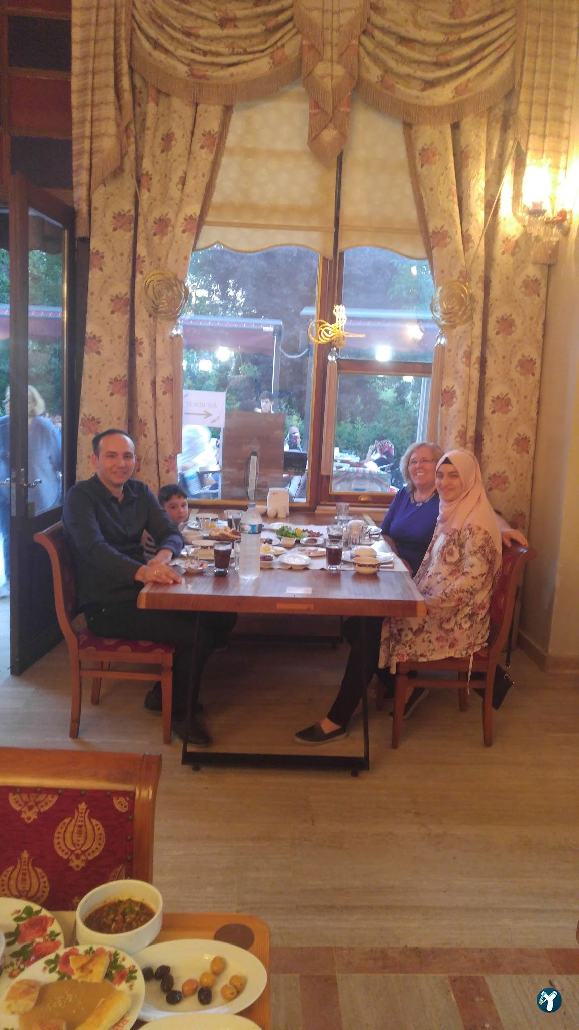 Ramazan Bi̇Ngöl Et Lokantası