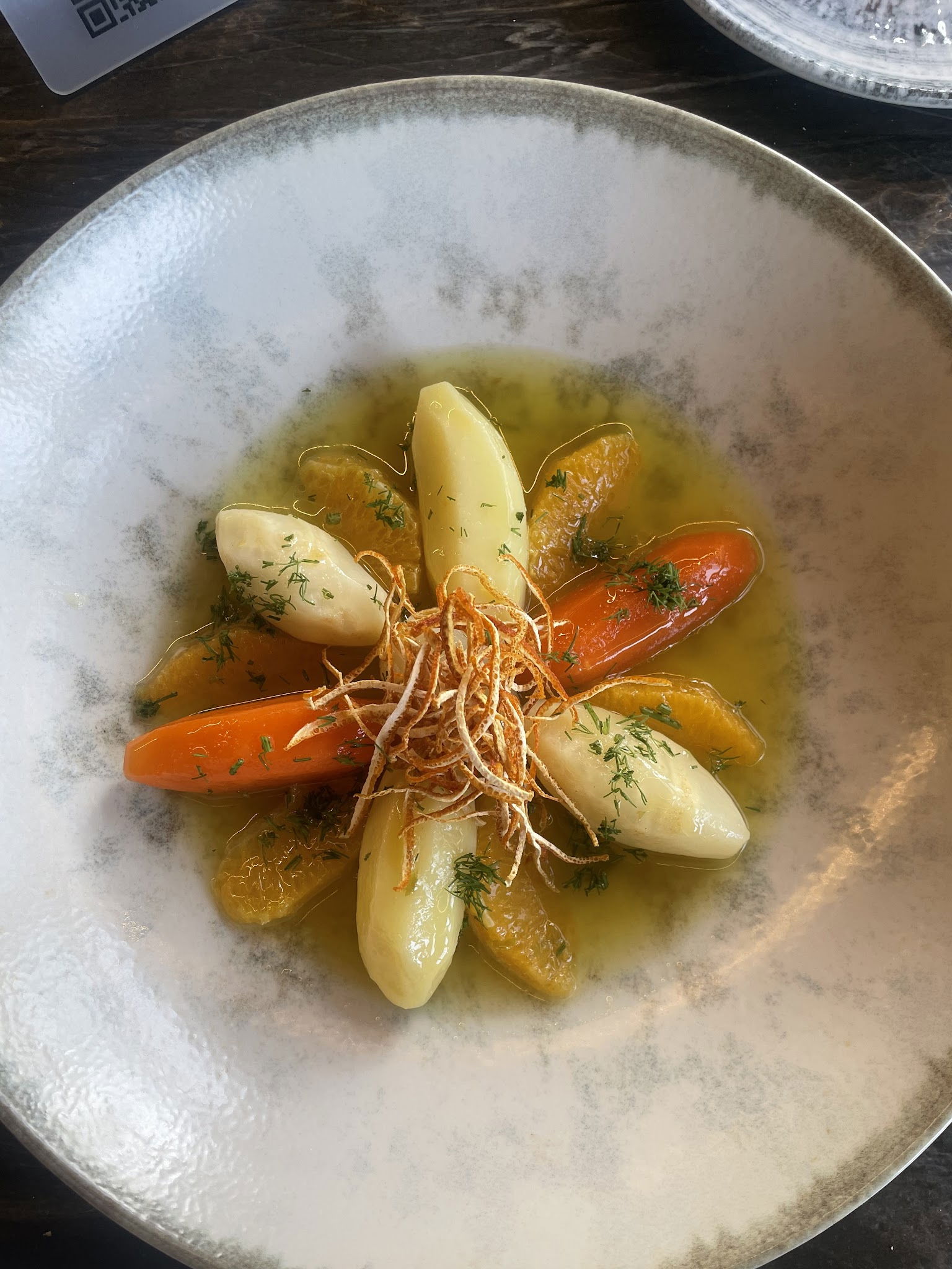 Aterna Restaurant & Bar