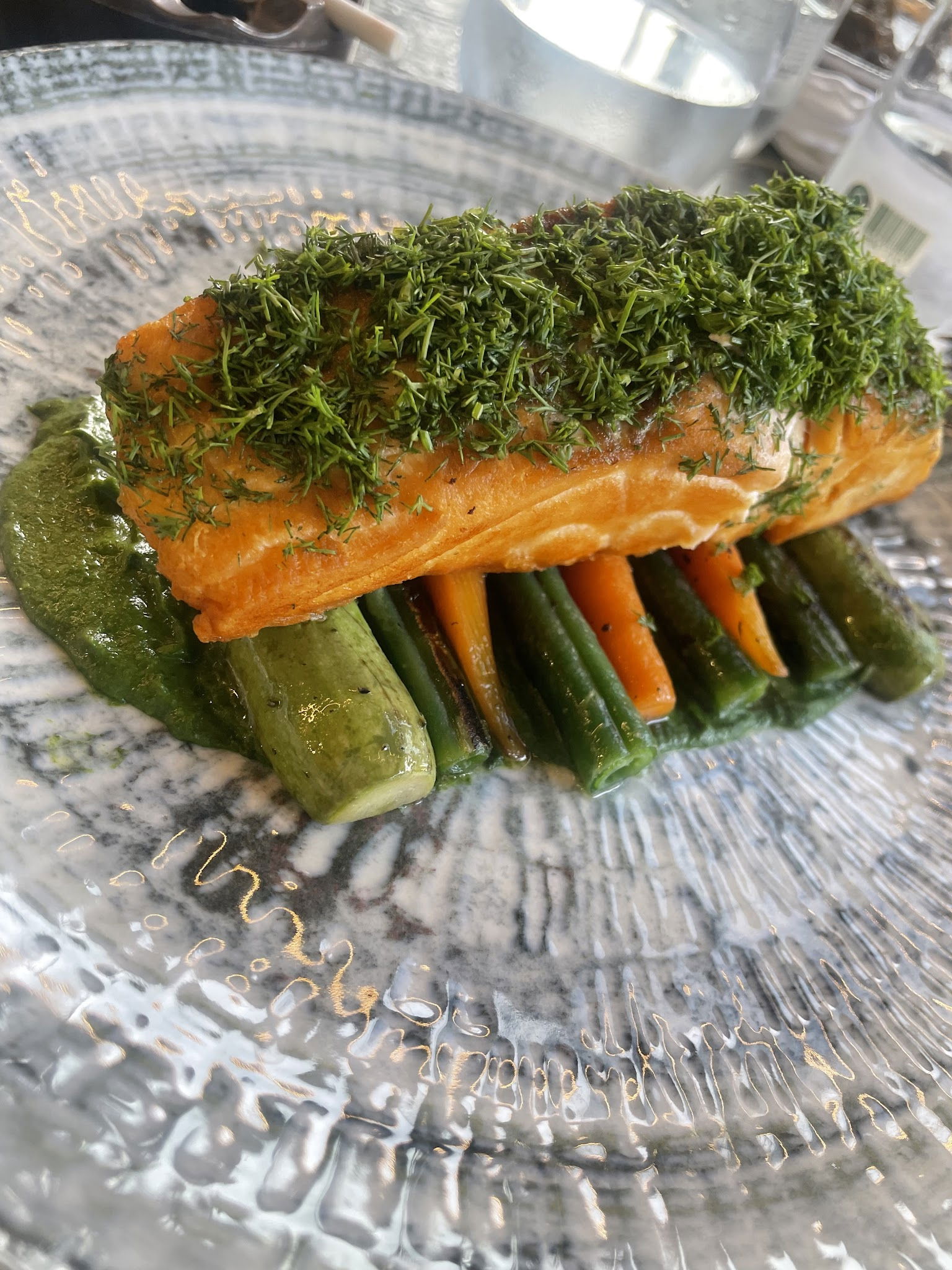 Aterna Restaurant & Bar