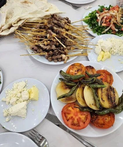 Kalyon Lazutti Çöpşiş