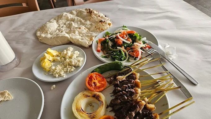 Kalyon Lazutti Çöpşiş