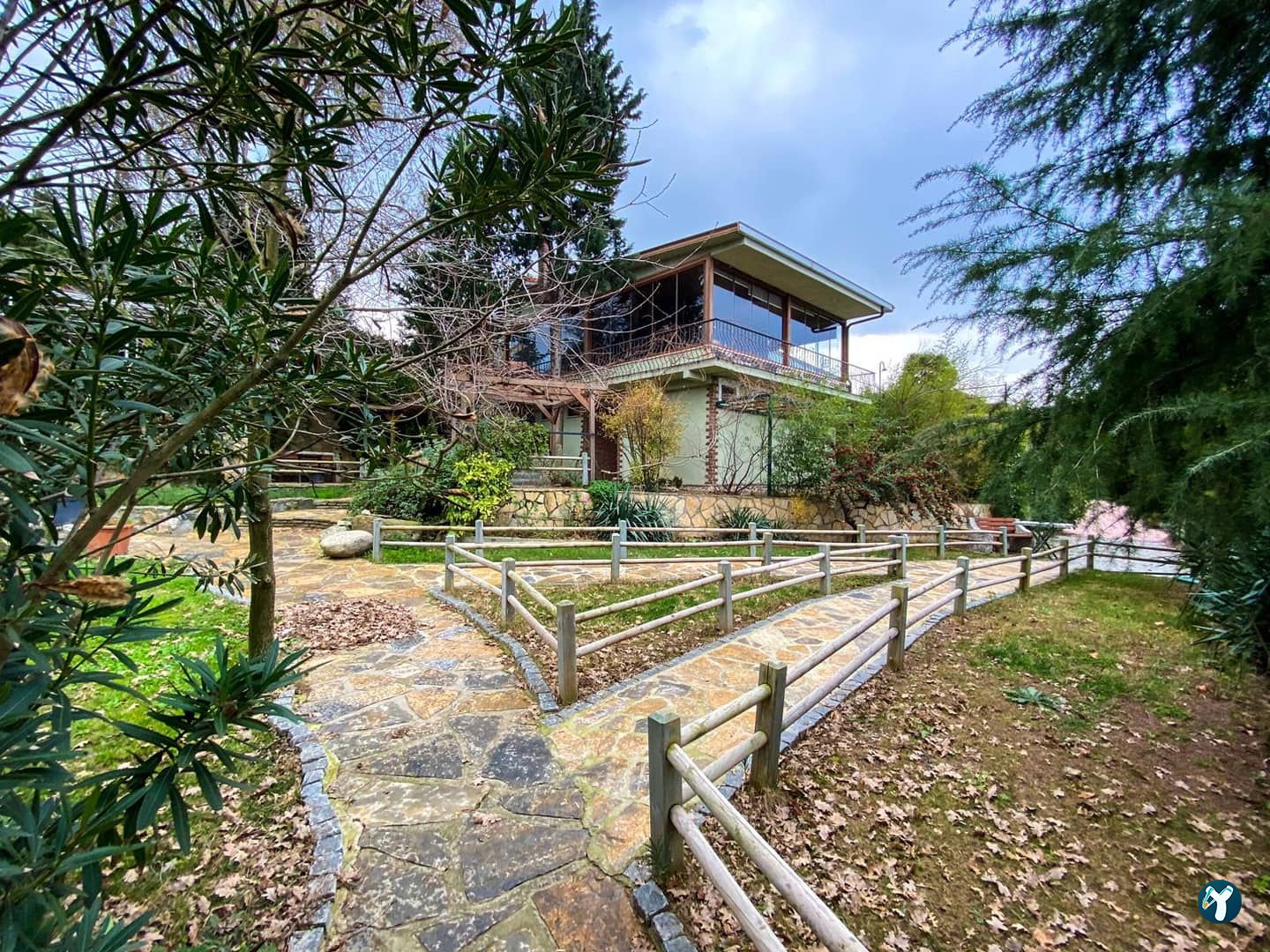 Leylek Köy Göl Evi