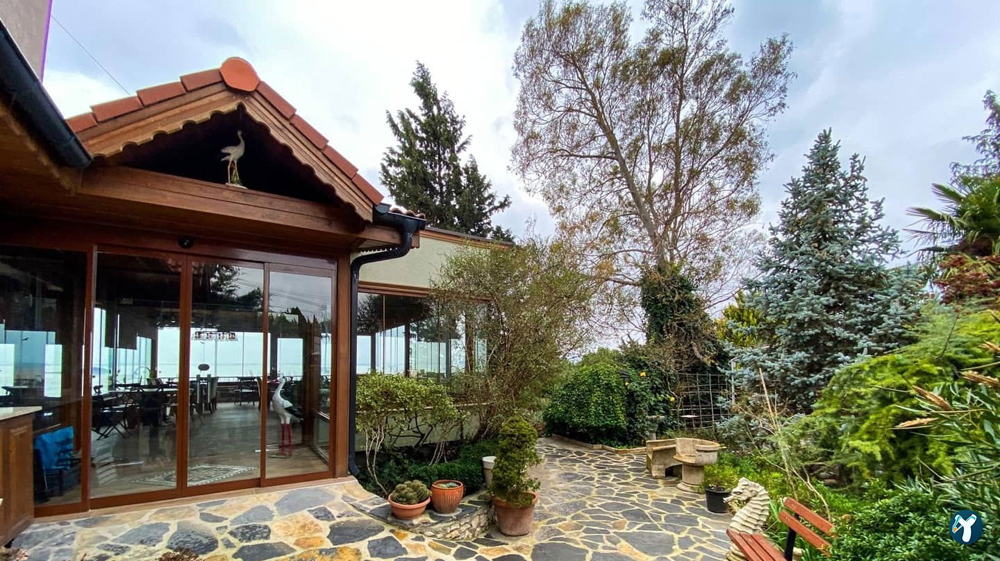 Leylek Köy Göl Evi