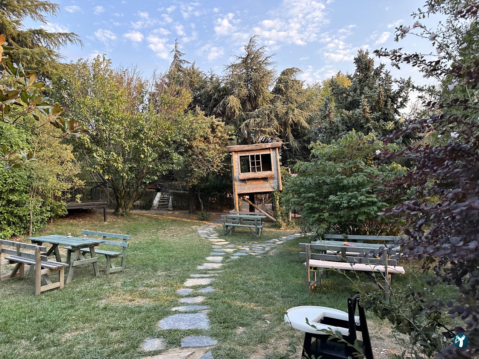 Leylek Köy Göl Evi