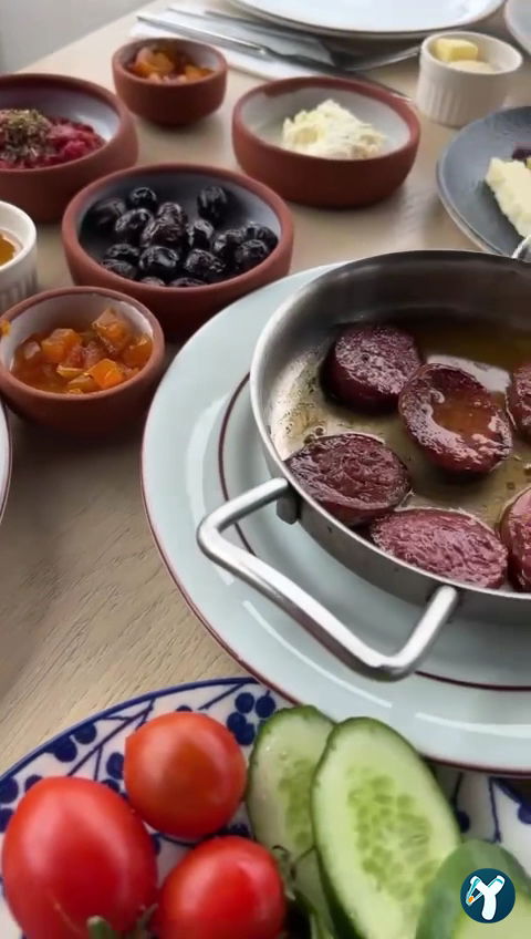 Leylek Köy Göl Evi