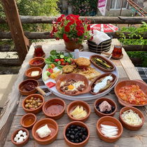 Boutique Cafe Restaurant Nazarköy
