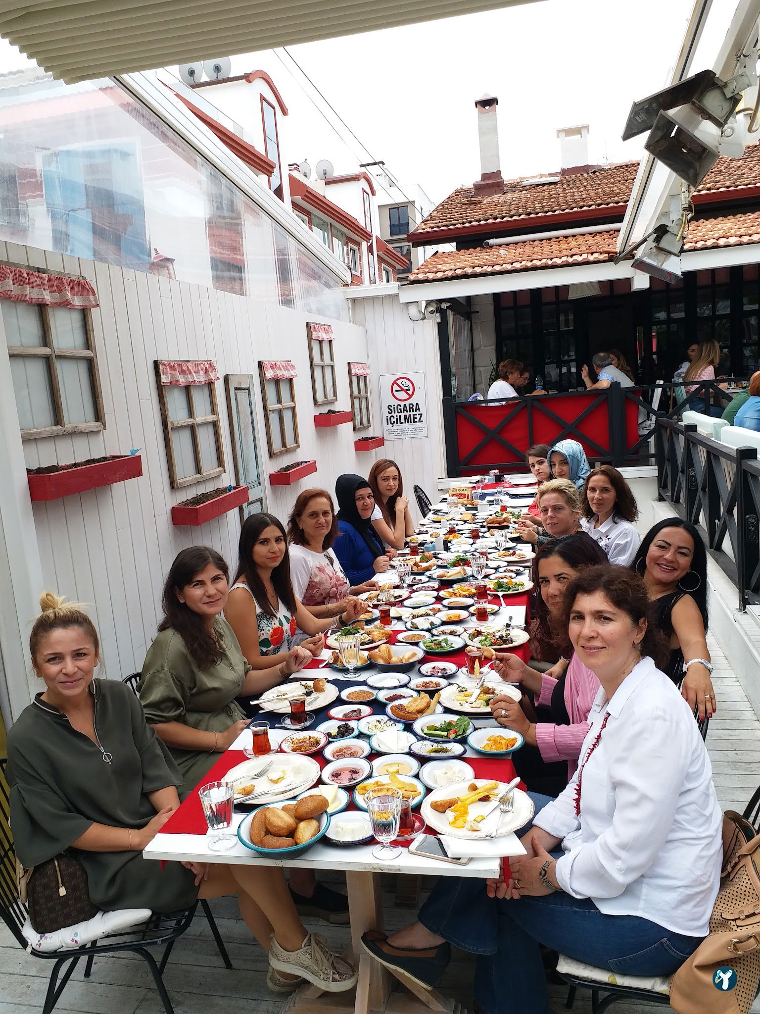 Müdavim Restaurant