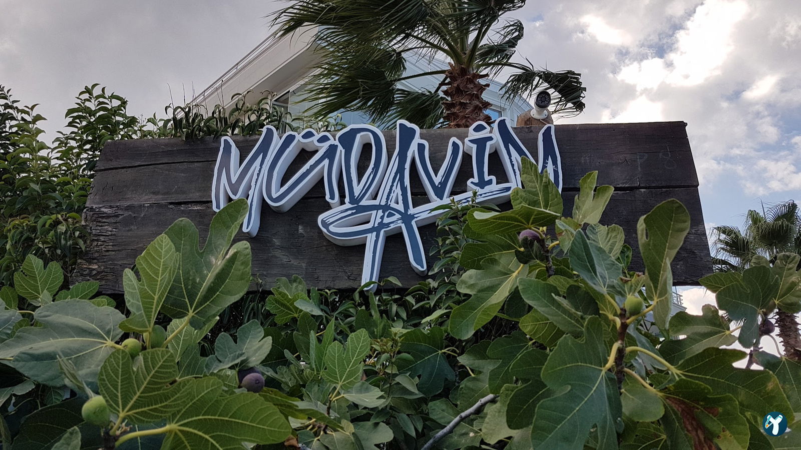 Müdavim Restaurant