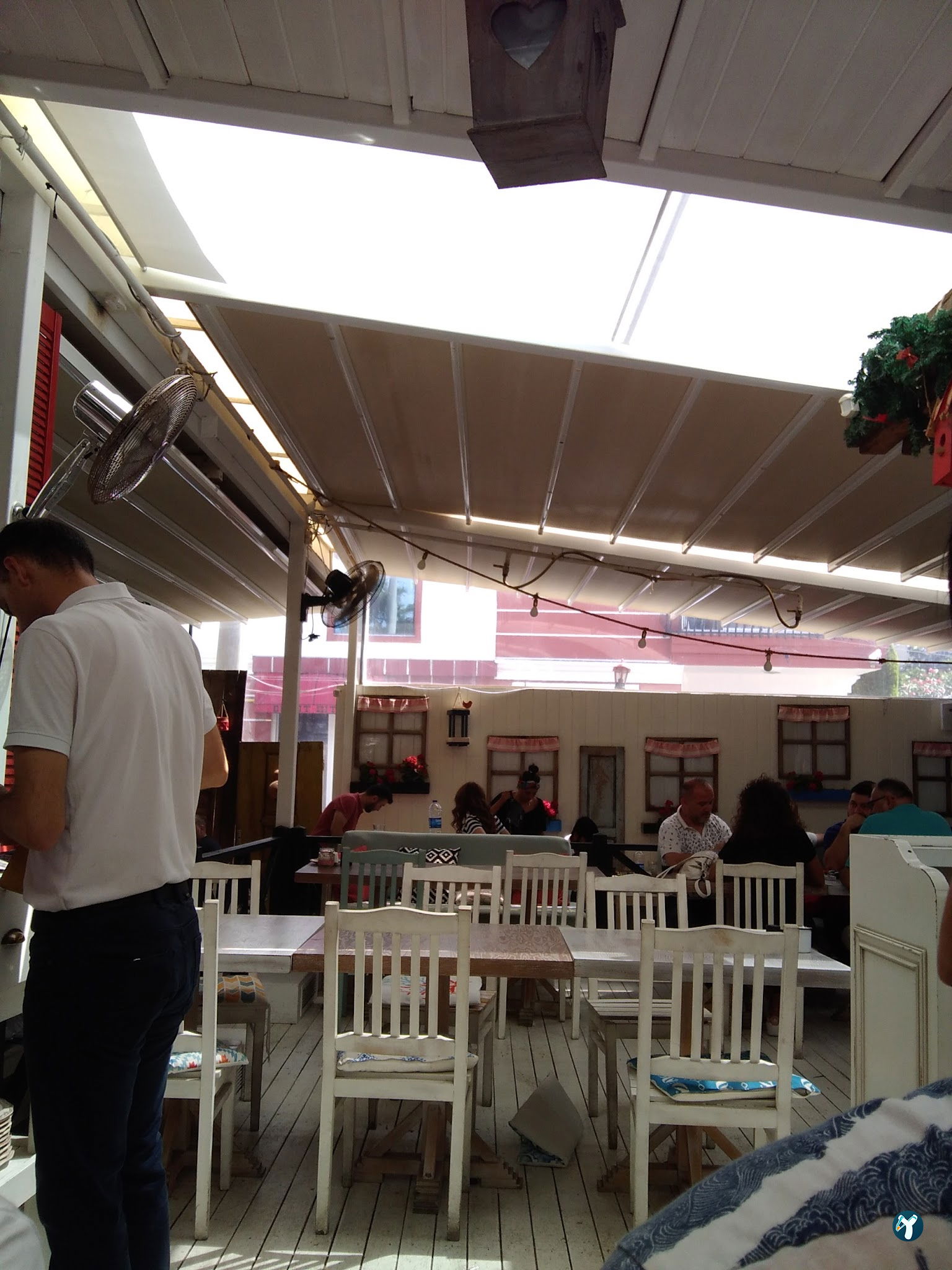 Müdavim Restaurant