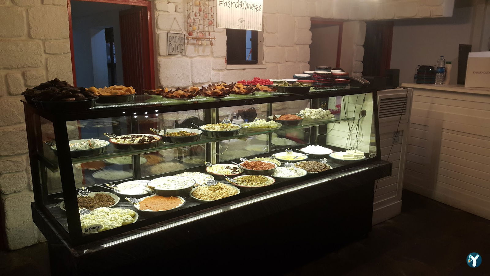 Müdavim Restaurant