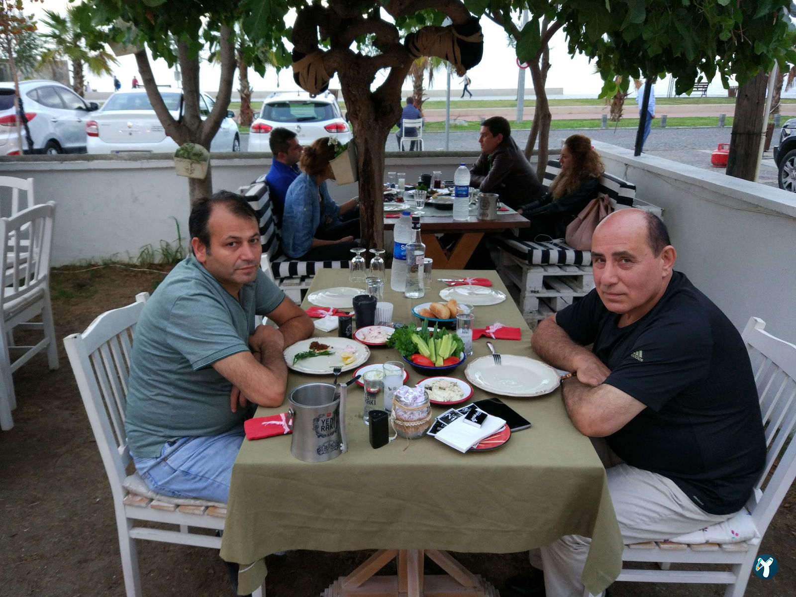 Müdavim Restaurant