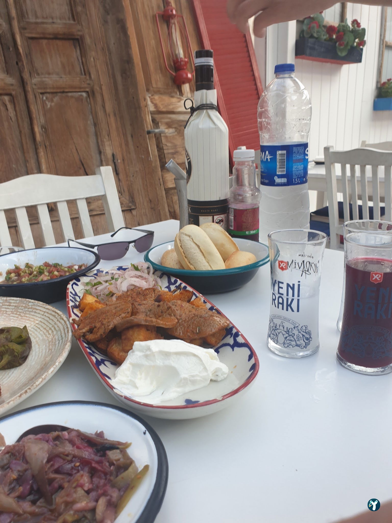 Müdavim Restaurant