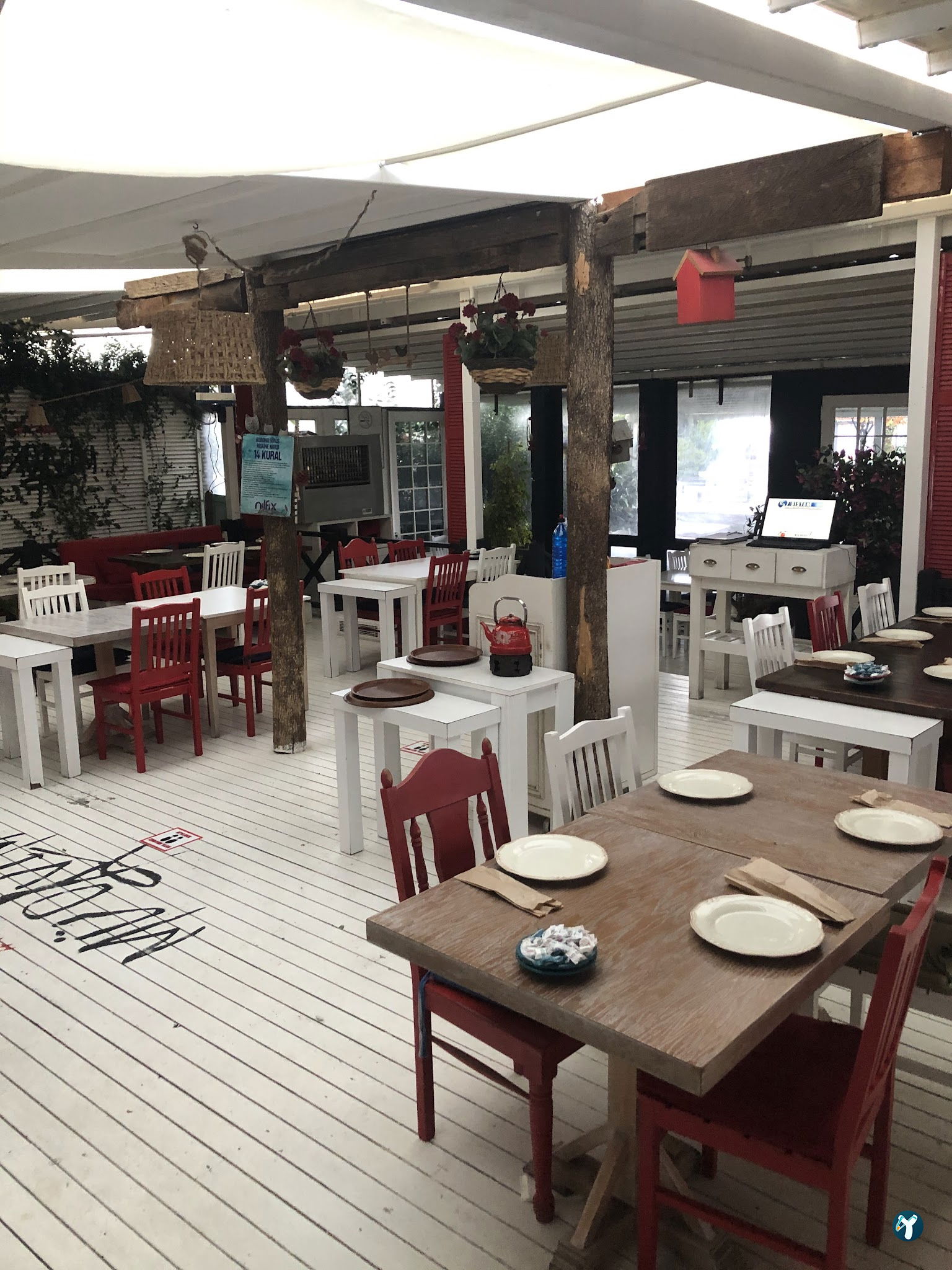 Müdavim Restaurant