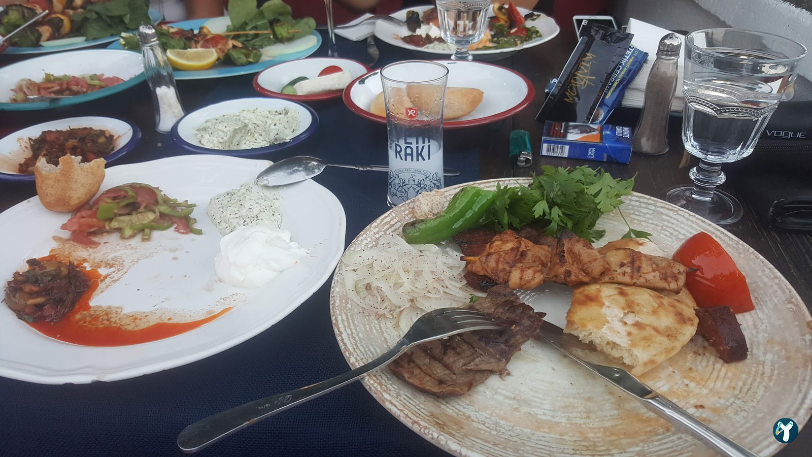 Müdavim Restaurant