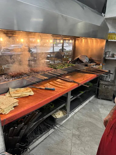 Nasır Usta Adana Kebapçısı Diclekent Şubesi