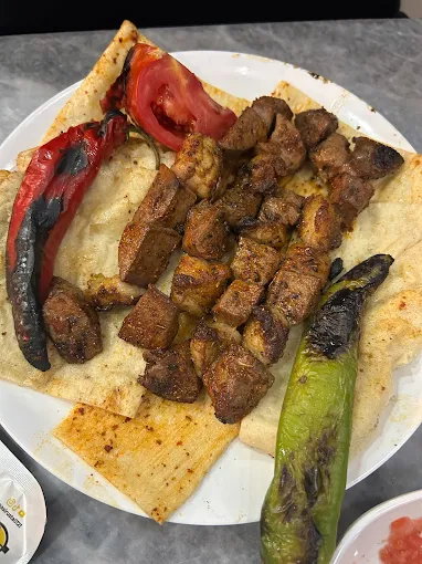 Nasır Usta Adana Kebapçısı Diclekent Şubesi