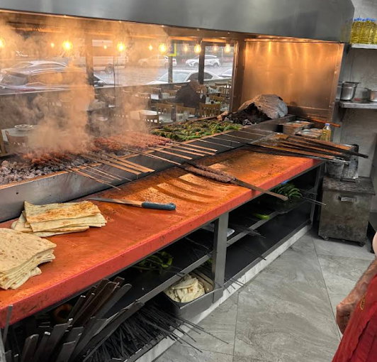 Nasır Usta Adana Kebapçısı Diclekent Şubesi