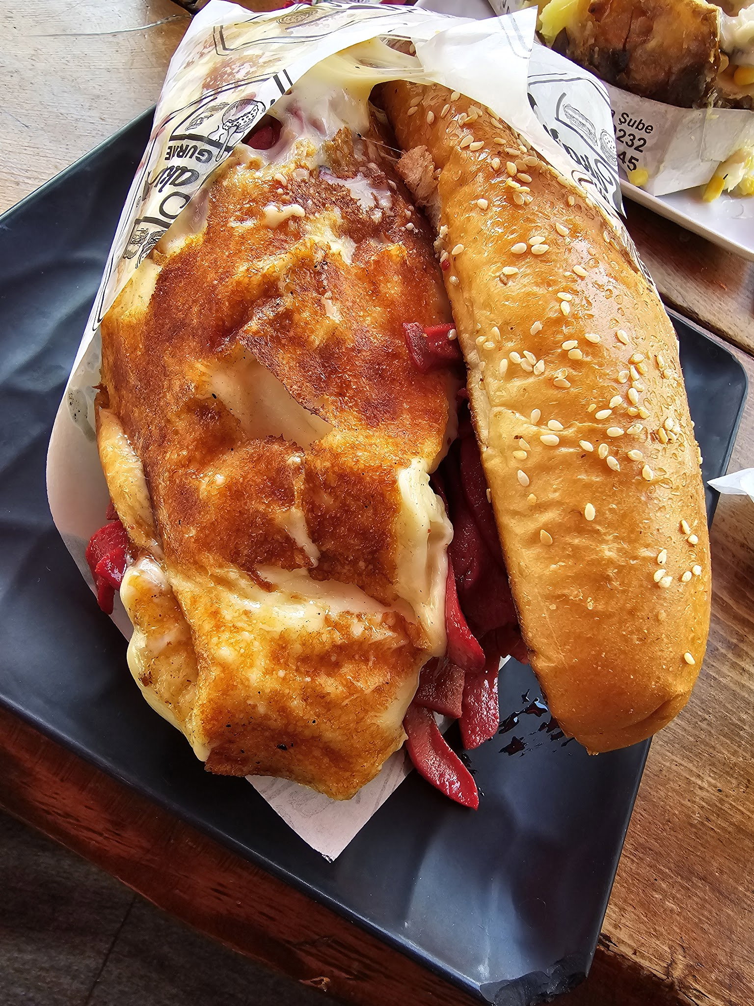 Saka Gurme Kumpir Burger