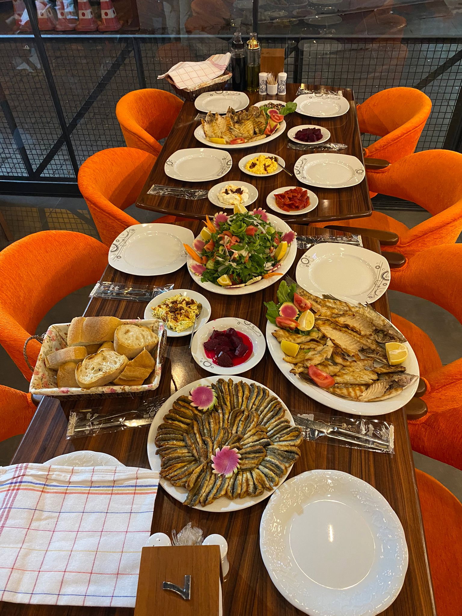Liman Balık Pişiricisi Ve Meze