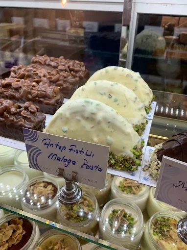 Alaçatı Tatlıcısı İmren