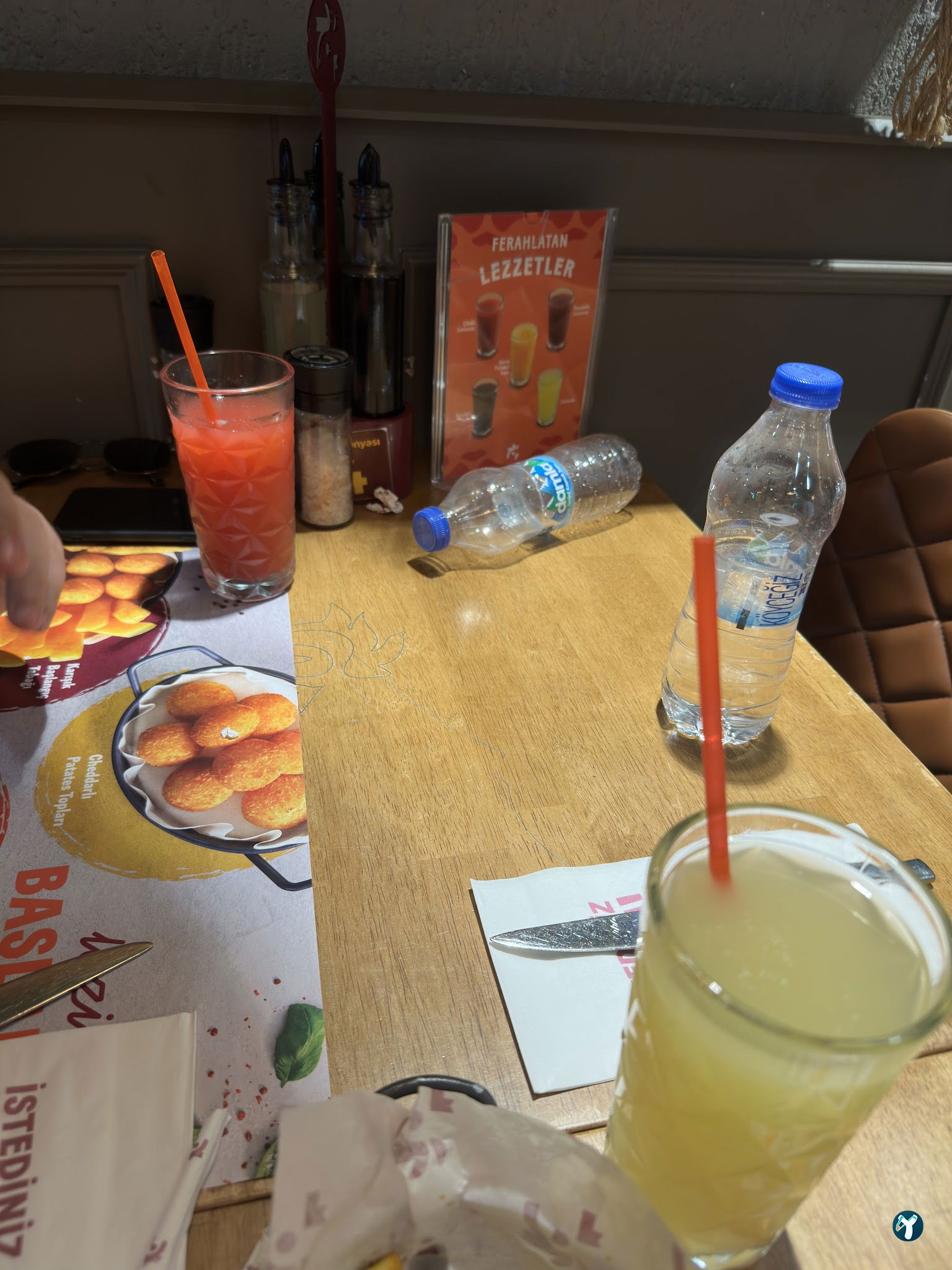 Tavuk Dünyası 48 Marmaris