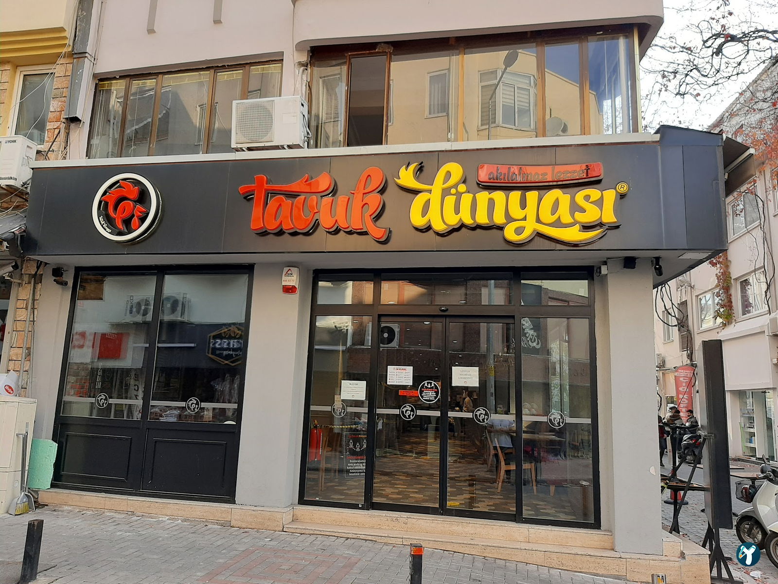 Tavuk Dünyası 48 Marmaris