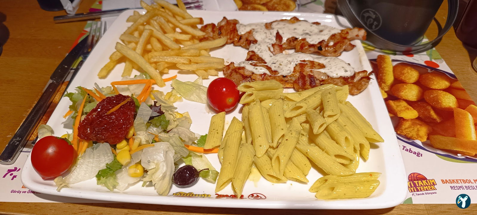 Tavuk Dünyası 48 Marmaris