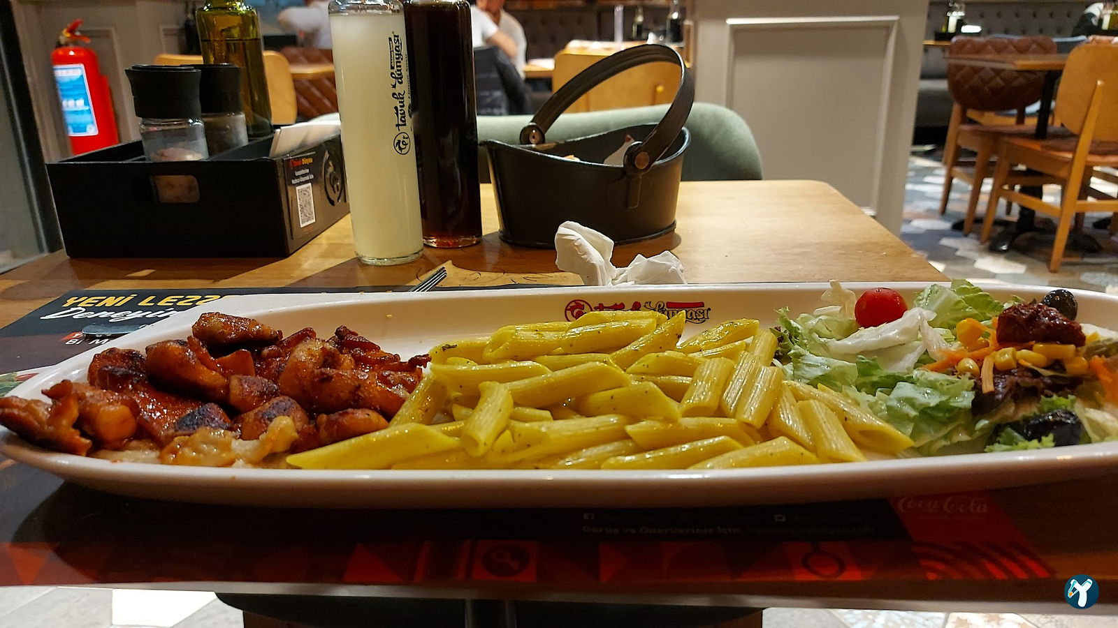 Tavuk Dünyası 48 Marmaris