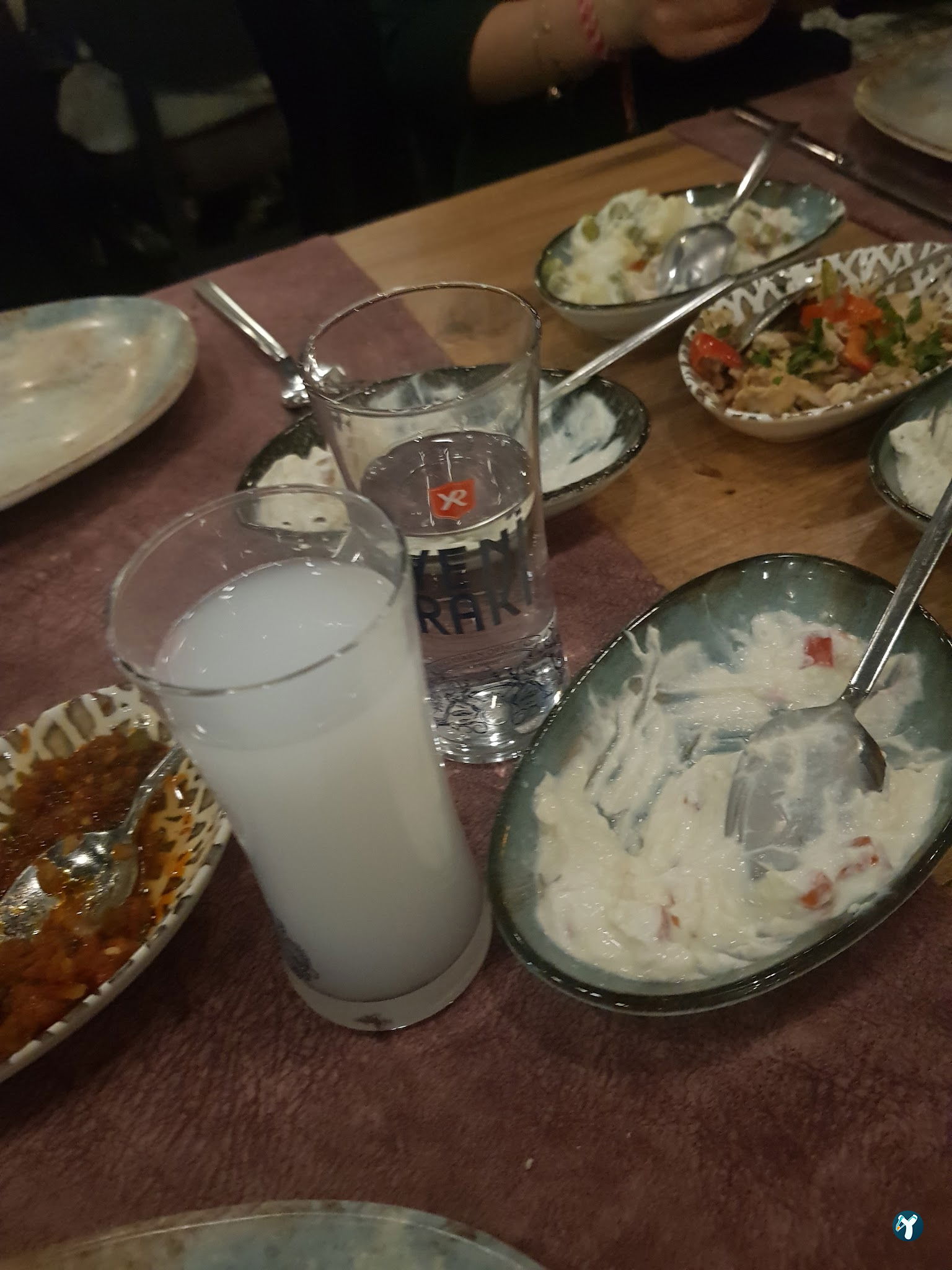 Şehla Zamanın Meyhanesi