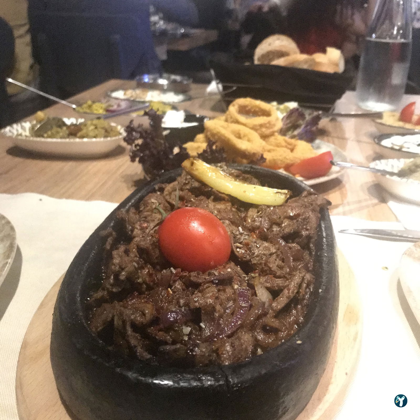 Şehla Zamanın Meyhanesi