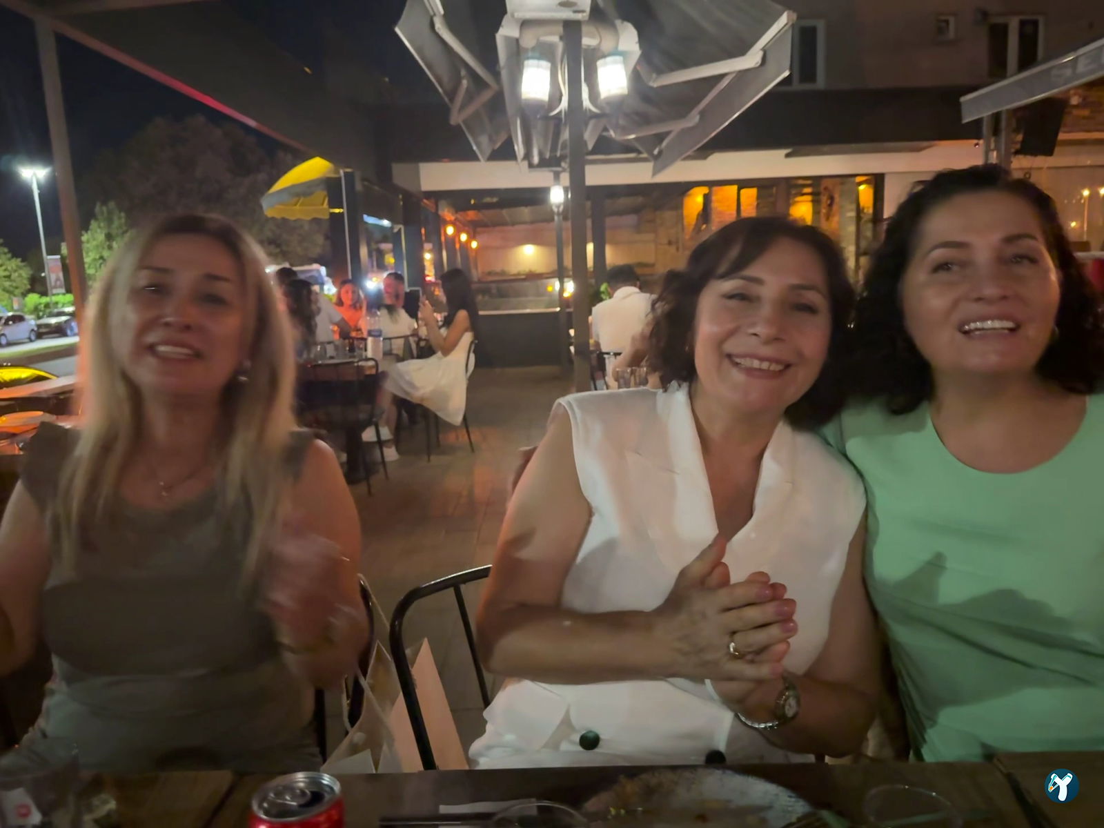 Şehla Zamanın Meyhanesi