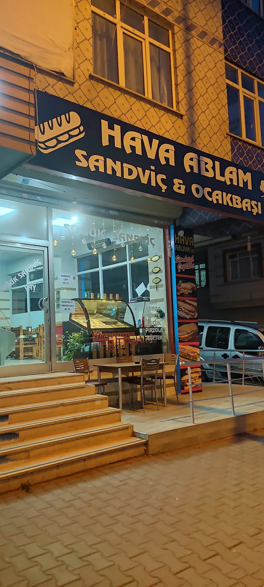 Hava Ablam Sandvi̇ç Ve Ocakbaşi