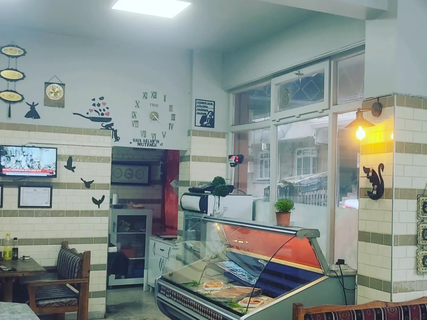 Hava Ablam Sandvi̇ç Ve Ocakbaşi