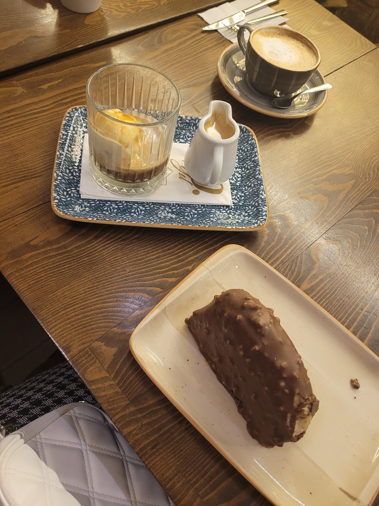 Kahveci Hacıbaba - Selanik Cad. No:39