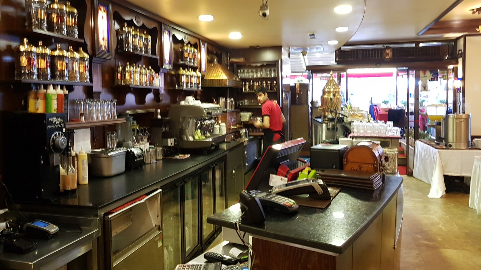 Kahveci Hacıbaba - Selanik Cad. No:39