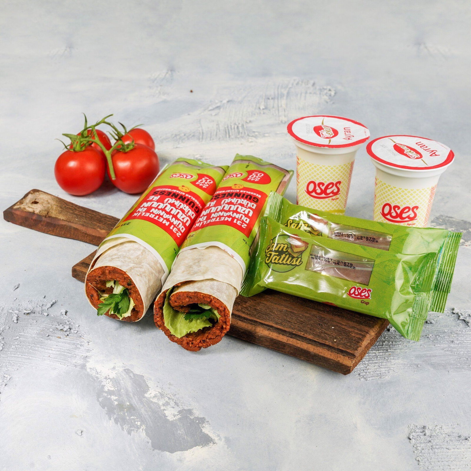 2'li Çiğ Köfte Dürüm & Şam Tatlısı Menü