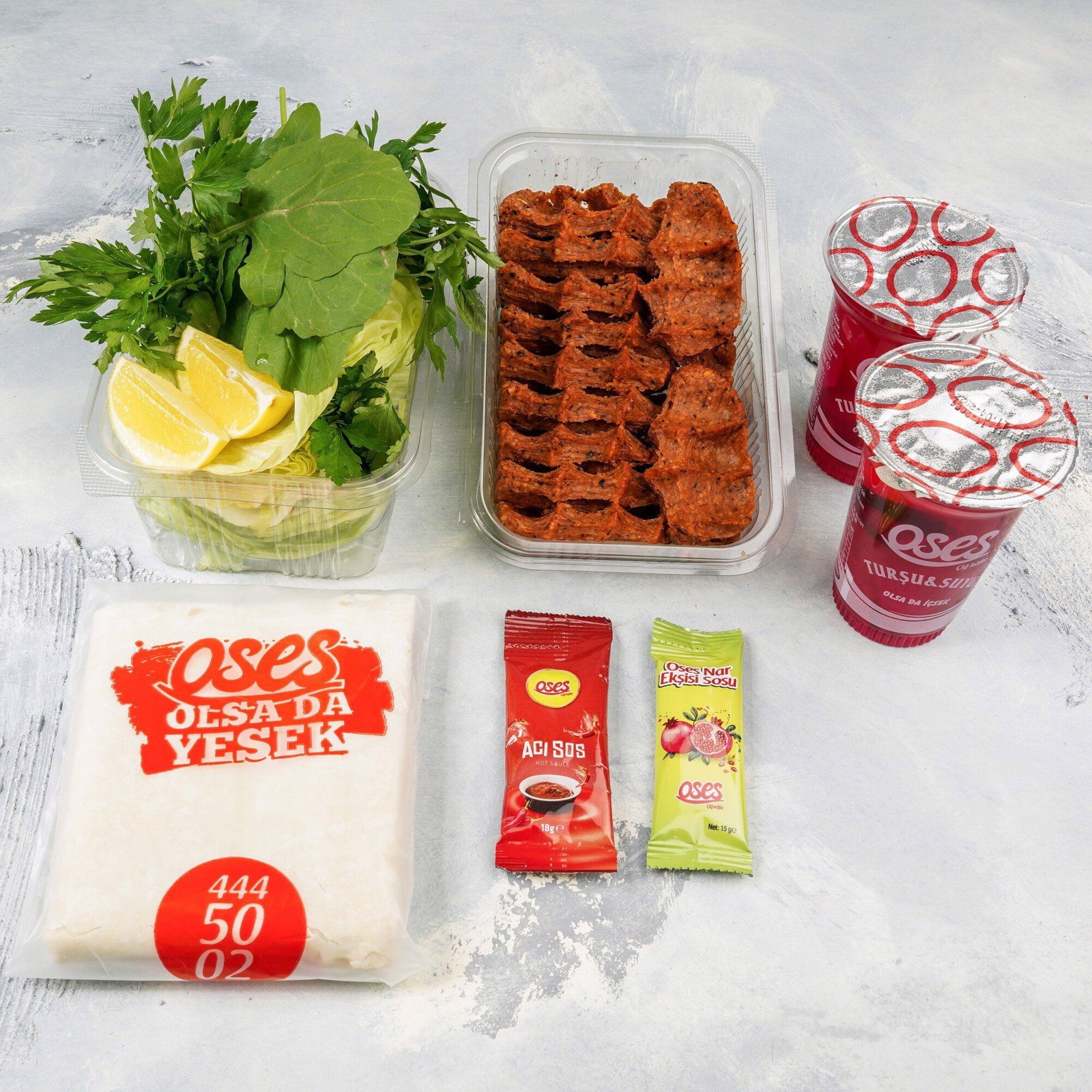 Çiğ Köfte (300 gr.) & Turşu Suyu Menü