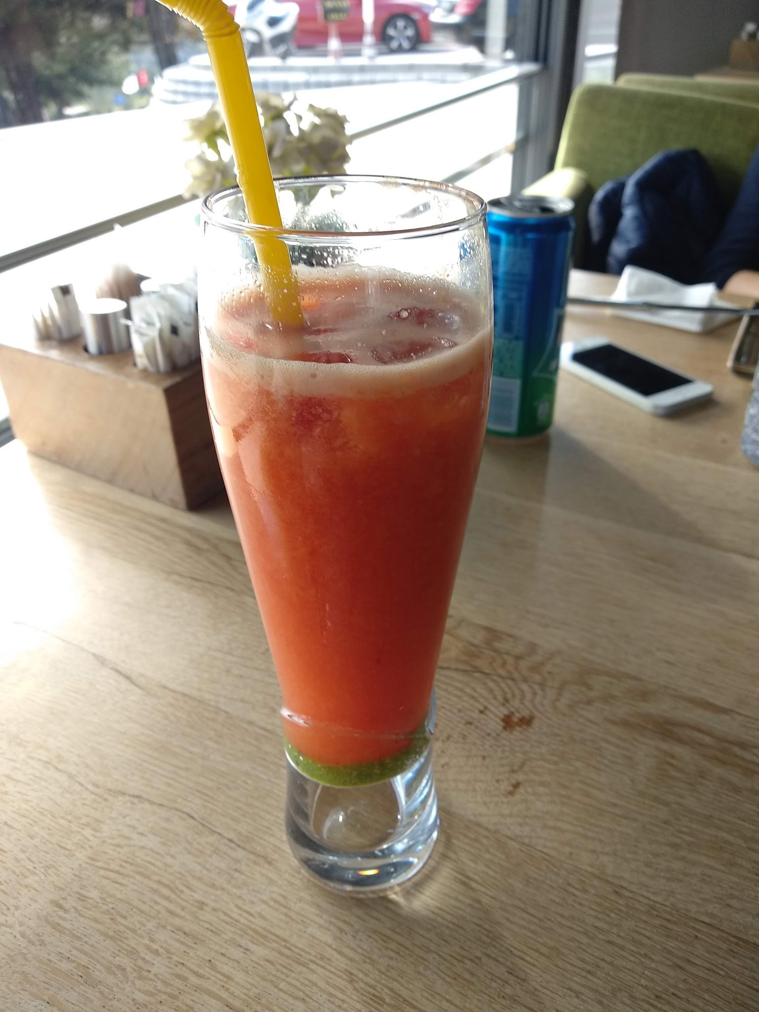 Monna Cafe Restorant