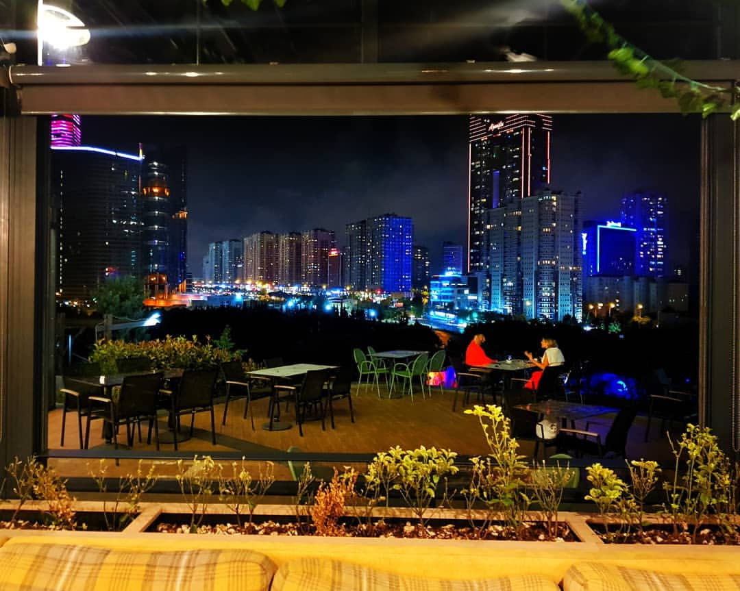 Monna Cafe Restorant