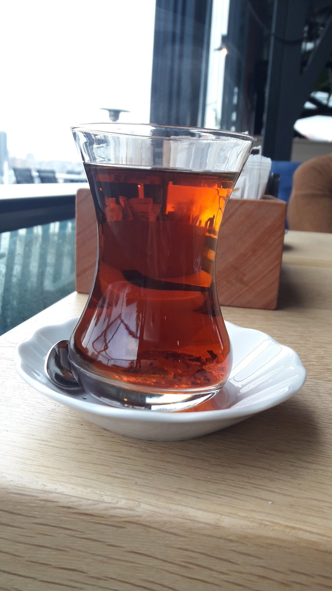 Monna Cafe Restorant