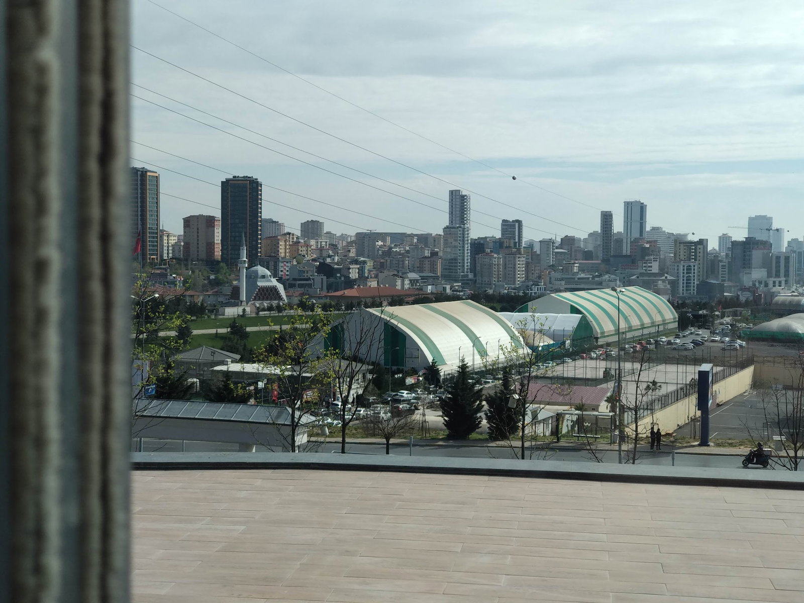 Monna Cafe Restorant