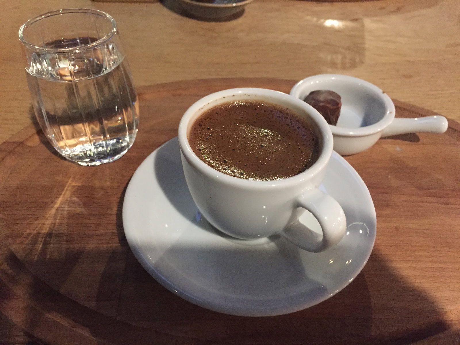 Monna Cafe Restorant