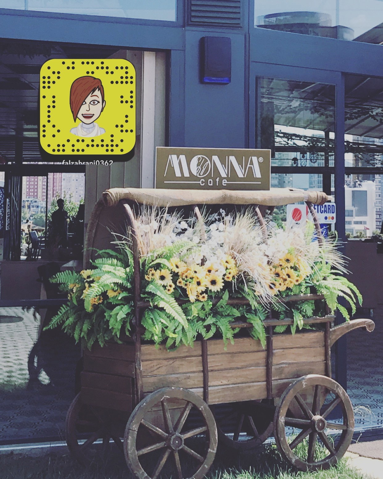 Monna Cafe Restorant