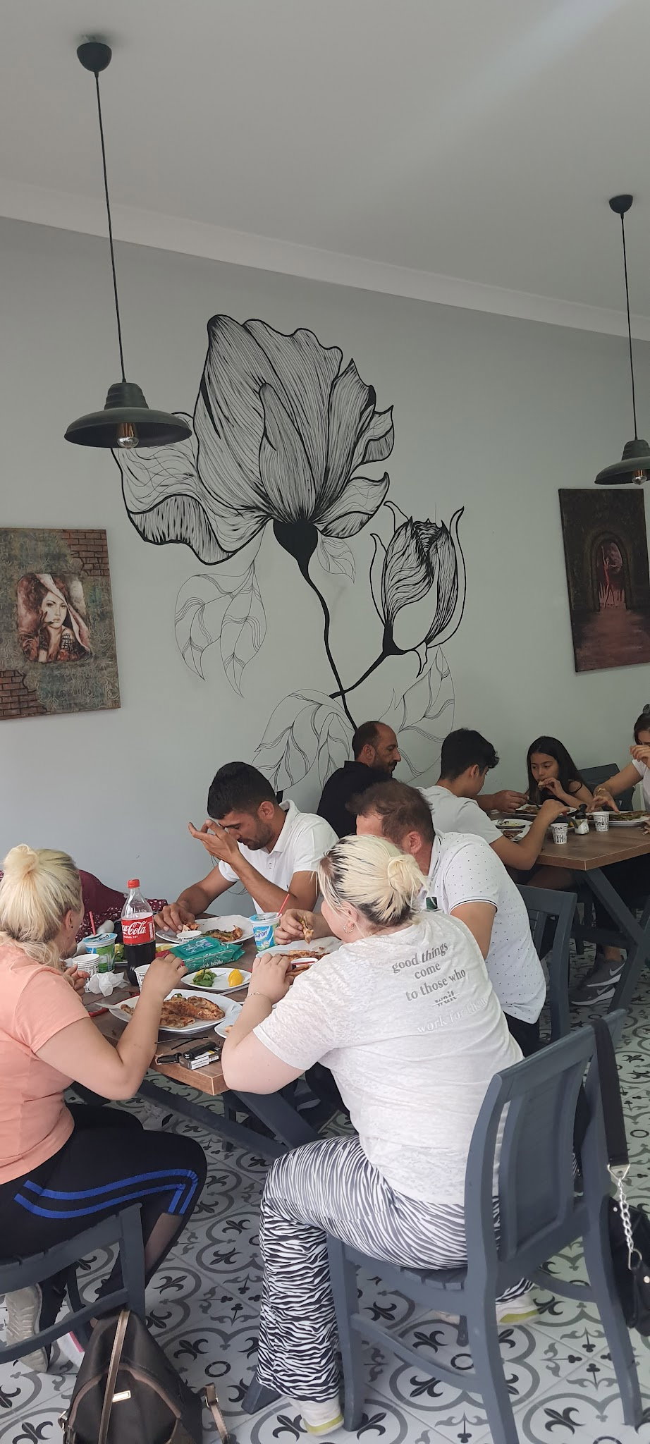 Avşar Unlu Mamüller Ve Pide Salonu