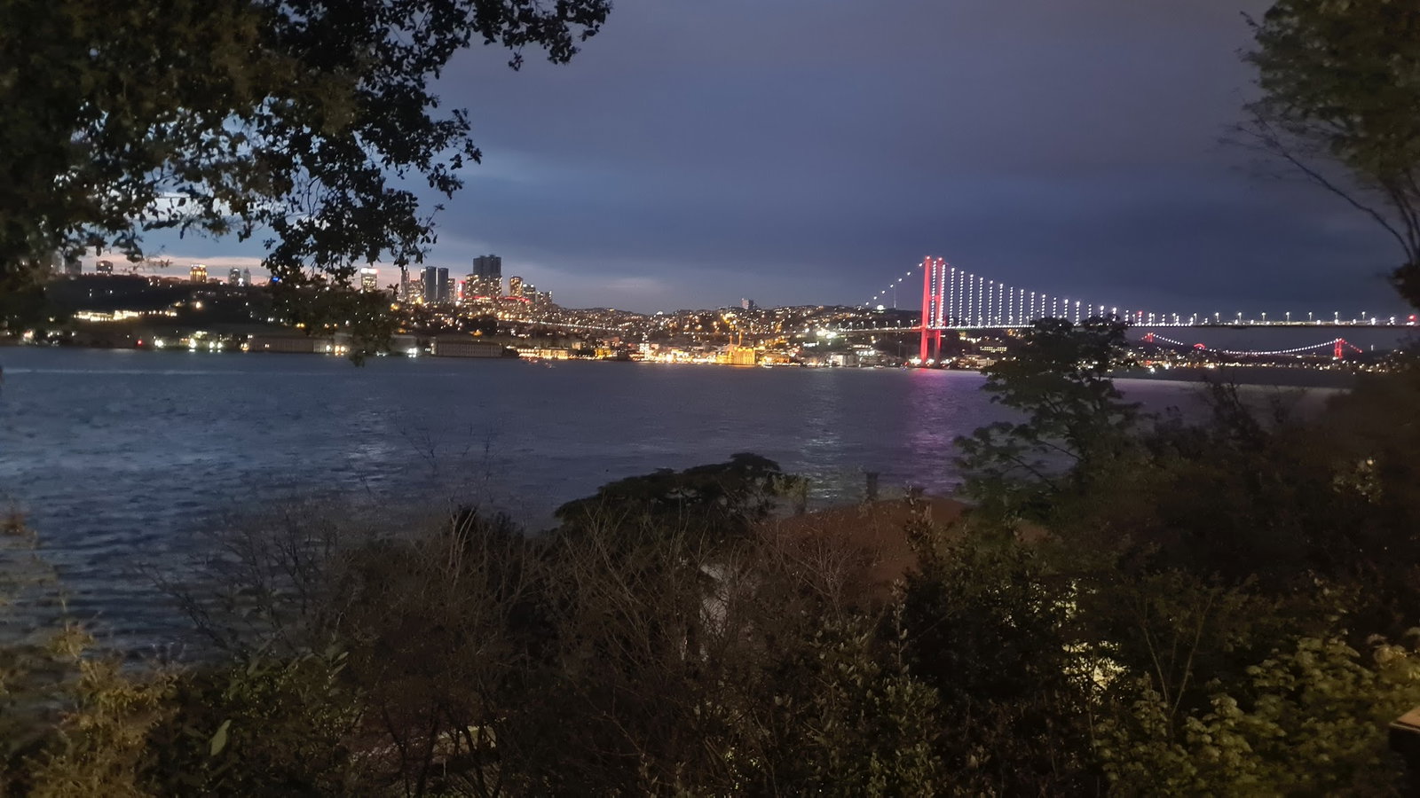 Yeşi̇l Mavi̇ Cafe