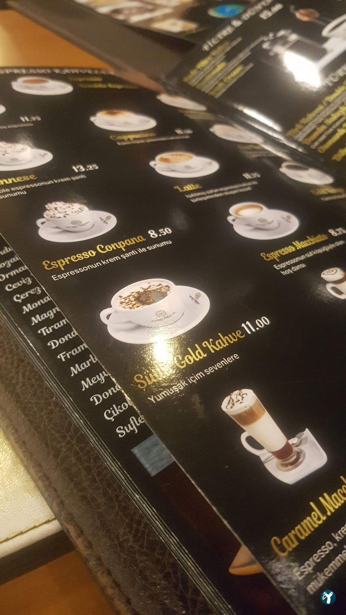 Yeşi̇l Mavi̇ Cafe