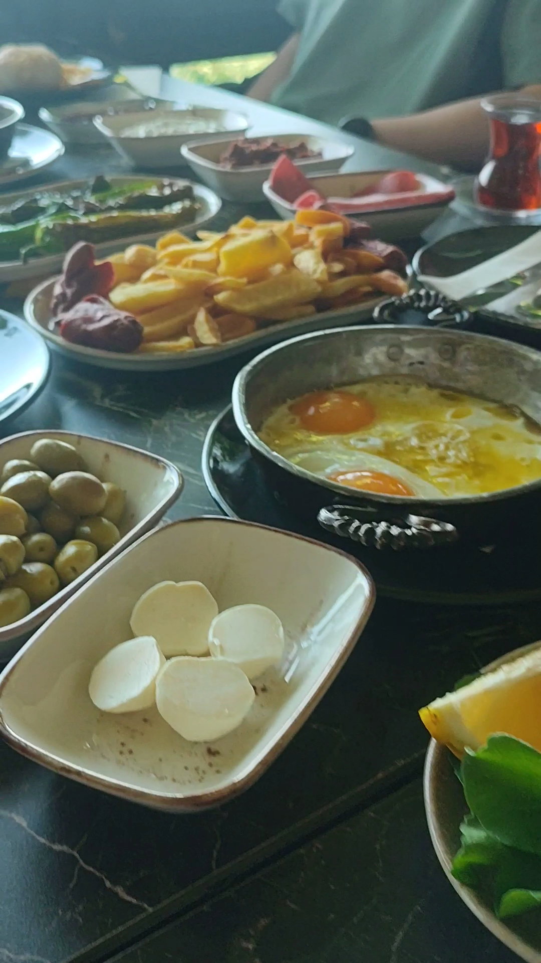 Yeşi̇l Mavi̇ Cafe